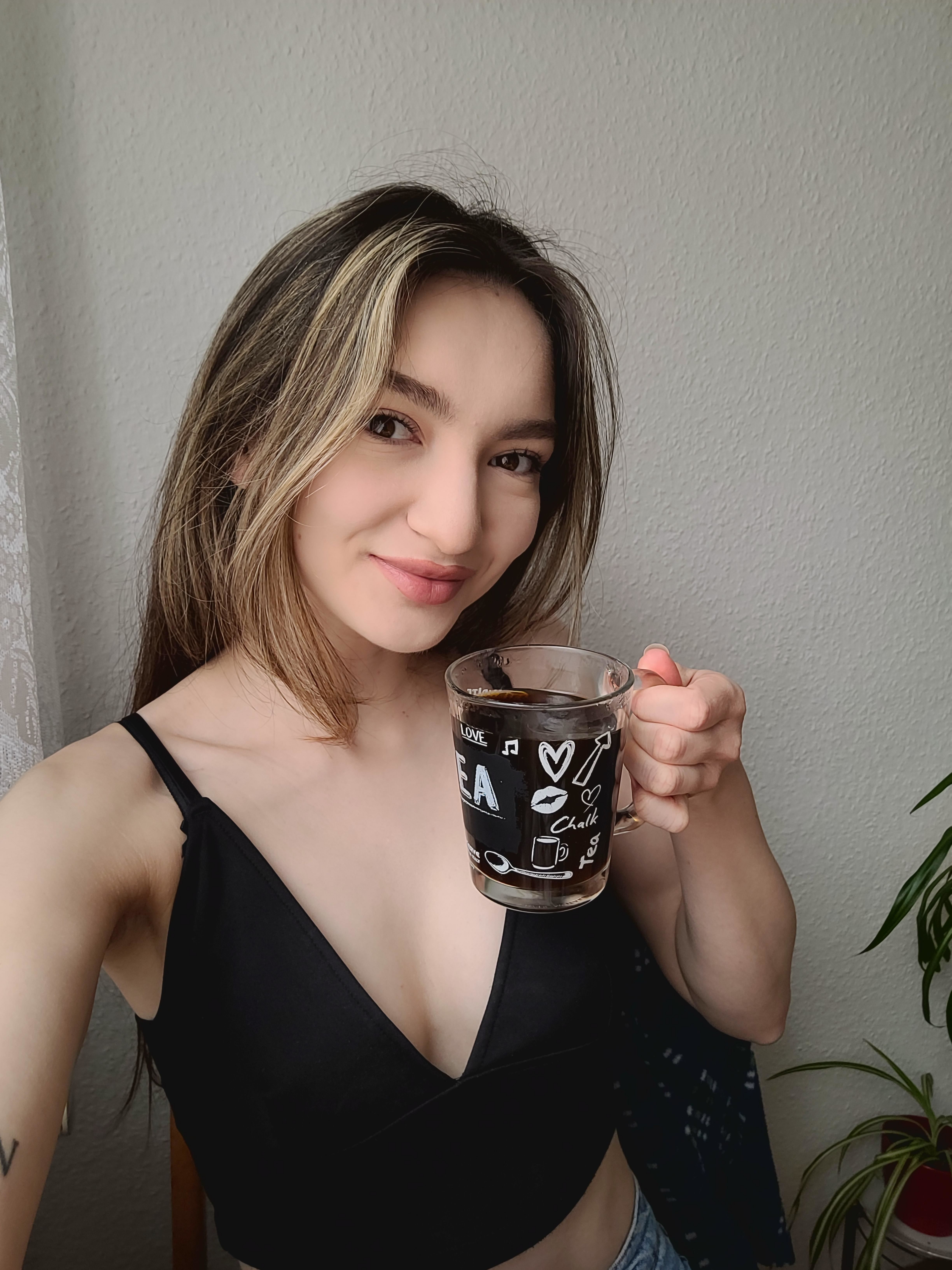 SophiaTOYBABE1 Female,German,JJ cup,Green,Disabled